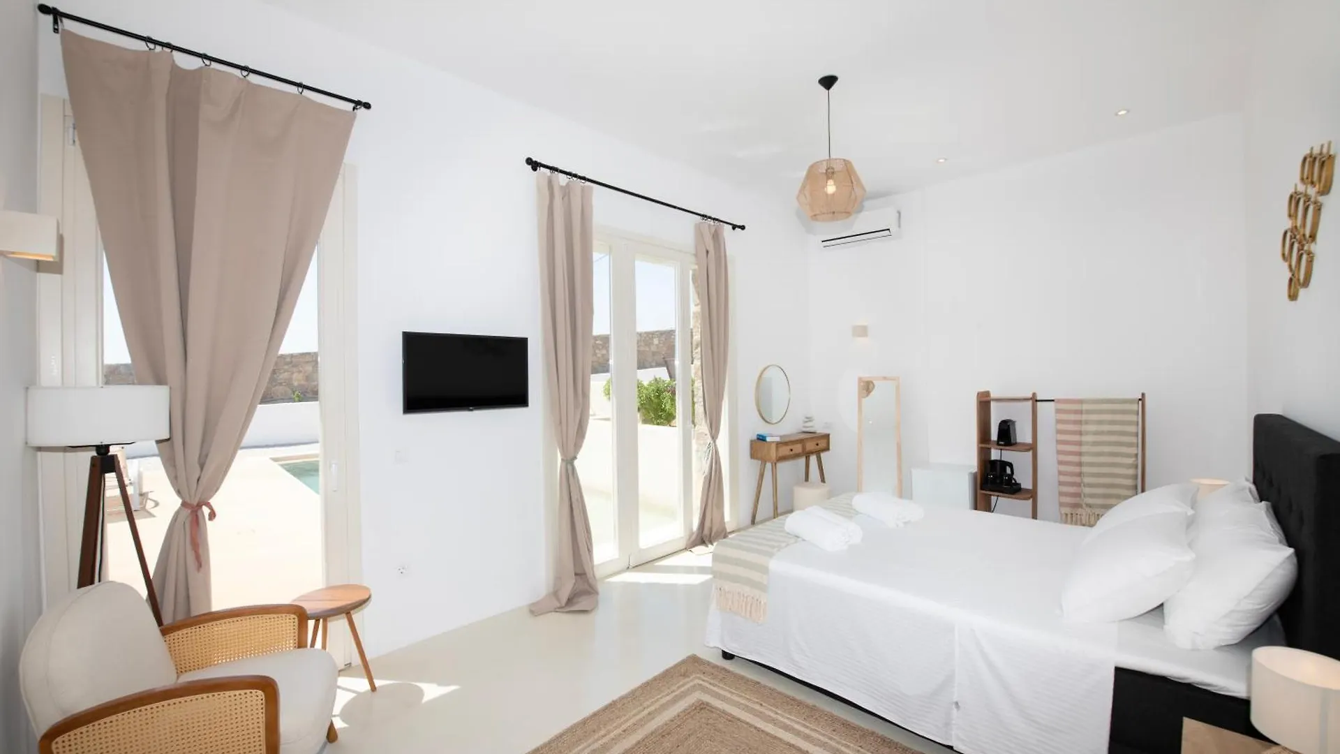 Adyton Mykonos Luxury Suites & Pools Ano Mera Greece